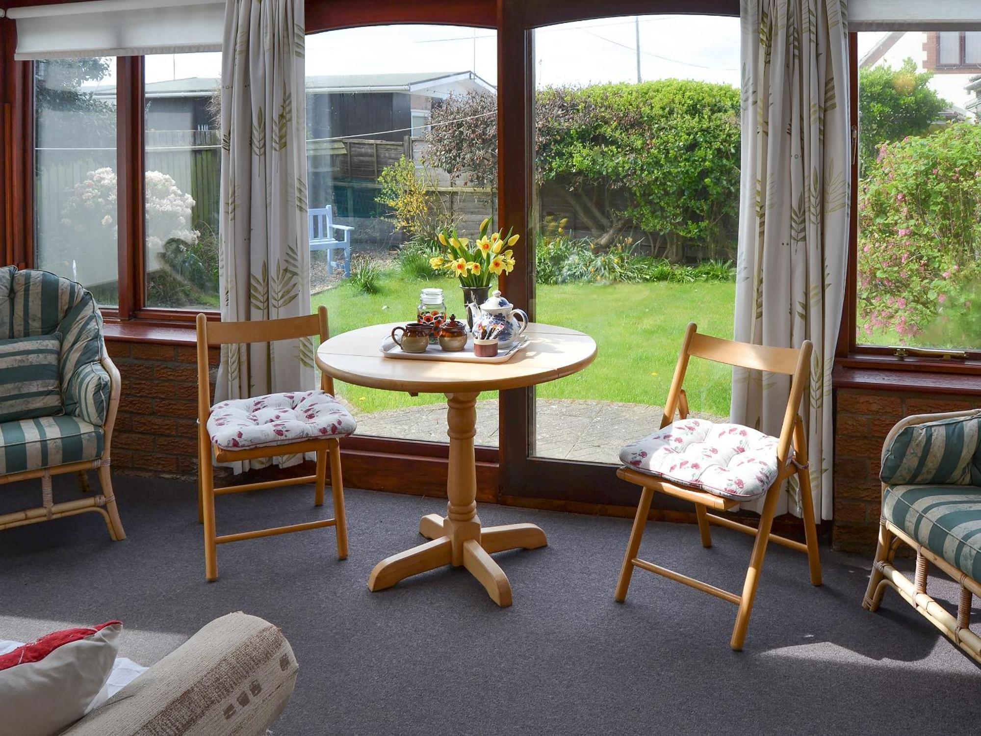 Rosemarys Sea View Villa Bacton  Exterior photo